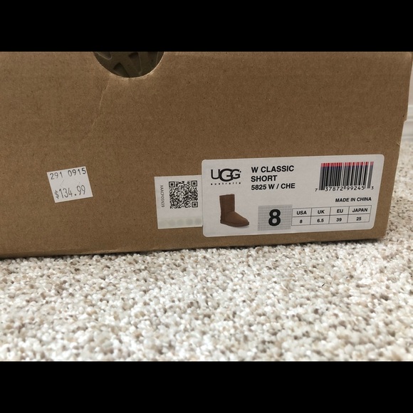 UGG Australia - Picture 3 of 8